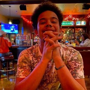 Meet your Posher, Kalil